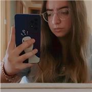 Soy estudiante de último año de ciencias politicas, con bachillerato de ciencias puras, por lo que también manejo materias como bi